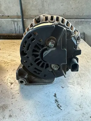 Foto de ALTERNADOR BMW SERIE 3 BERLINA (E46) referencia F032113407 foto 3