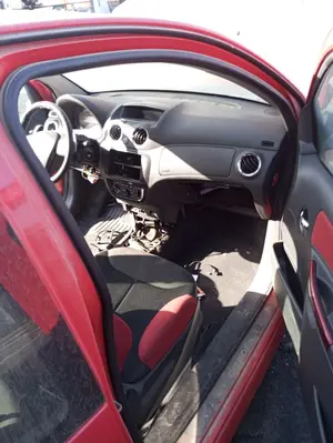 Foto de GOMAS CONTORNO PUERTA CITROEN C2 1.4  (73 CV / 54 KW)
