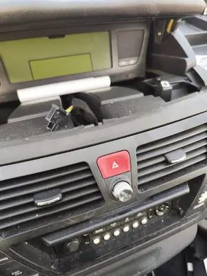 Foto de FRENO DE MANO ELECTRICO CITROEN GRAND C4 PICASSO 1.6 16V HDi FAP (109 CV / 80 KW)
