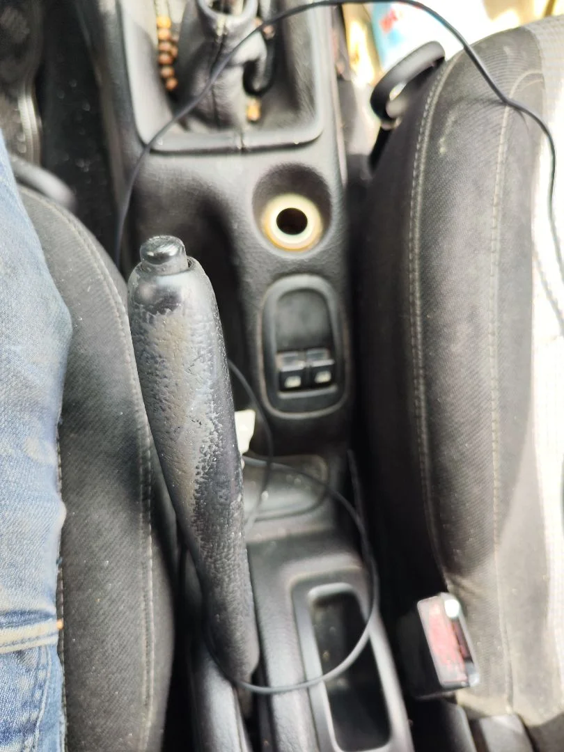 Foto de PALANCA FRENO PEUGEOT 206 1.4 (75 CV / 55 KW) referencia 470162