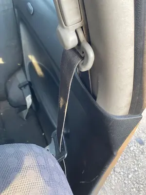 Foto de CINTURON SEGURIDAD DELANTERO IZQUIERDO HONDA CIVIC BERLINA 3 PUERTAS (EP) 1.6 VTEC CAT (D 16 V 1) (110 CV / 81 KW)