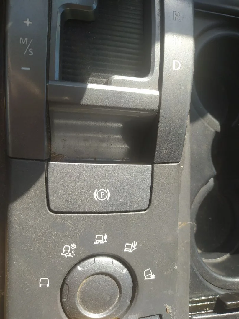 Foto de FRENO DE MANO ELECTRICO LAND ROVER RANGE ROVER SPORT 4.4 V8 CAT (299 CV / 220 KW)