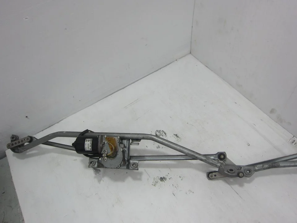 Foto de MOTOR LIMPIA DELANTERO OPEL ZAFIRA A referencia 404496