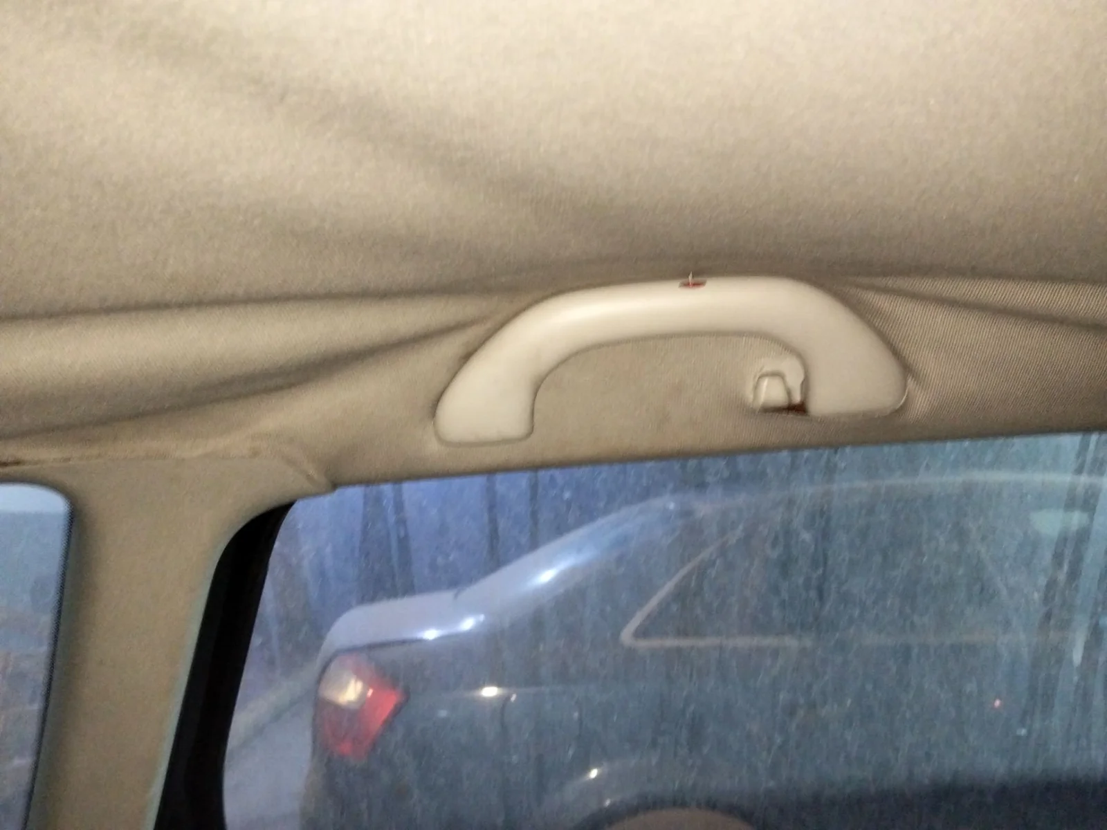 Foto de ASIDERO TECHO TRASERO IZQUIERDO VOLKSWAGEN POLO IV (9N1)