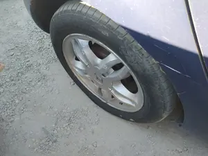 Foto de BRAZO SUSPENSION TRASERO DERECHO RENAULT CLIO III 1.5 dCi Diesel CAT (86 CV / 63 KW)