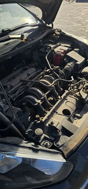 Foto de BRAZO SUSPENSION DELANTERO IZQUIERDO FORD FIESTA (CNN) 1.25 16V CAT (82 CV / 60 KW)