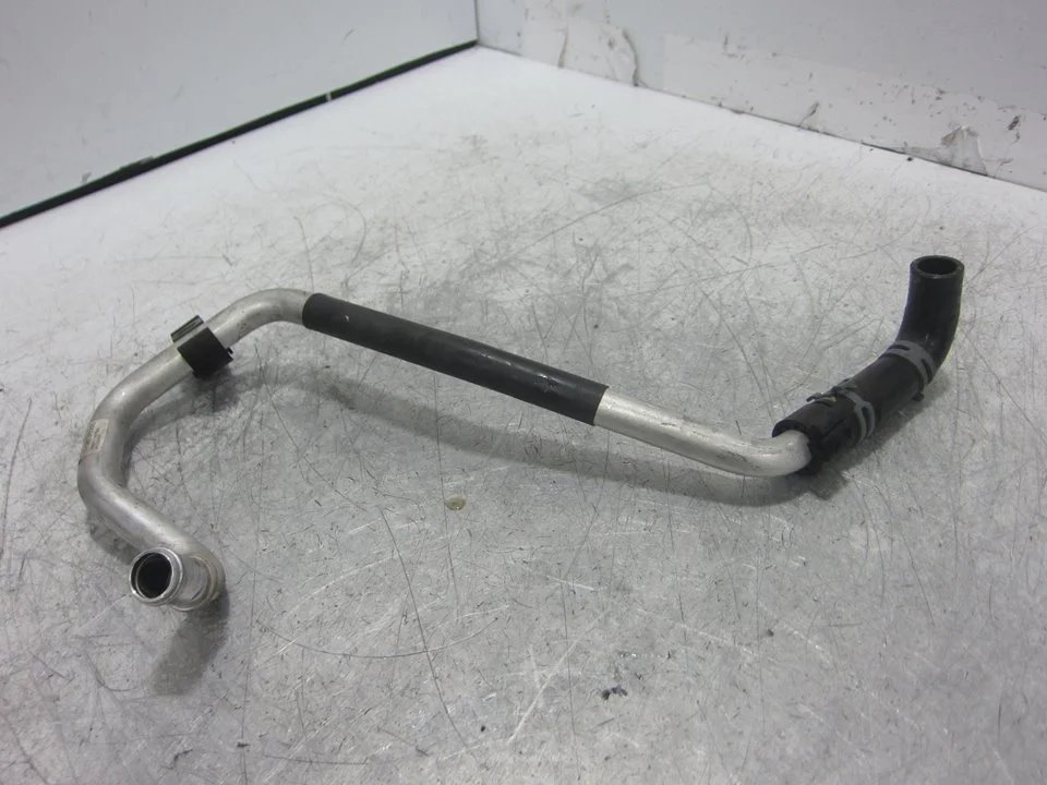 Foto de TUBO PORSCHE CAYENNE (TIPO 92A) referencia 7P0819858B