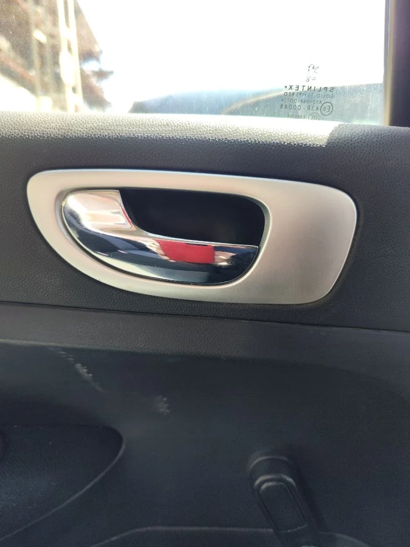 Foto de MANETA INTERIOR TRASERA IZQUIERDA PEUGEOT 307 BERLINA (S2) 1.4 16V CAT (KFU / ET3J4) (88 CV / 65 KW)