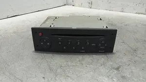 Foto de SISTEMA AUDIO / RADIO CD RENAULT CLIO III 1.2 16V (75 CV / 55 KW) referencia 8200607915