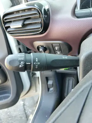 Foto de MANDO LUCES CITROEN C4 CACTUS 1.2 12V VTi (82 CV / 60 KW)