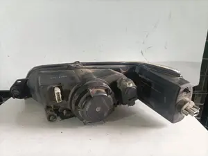 Foto de FARO DERECHO PEUGEOT 306 BREAK referencia 6205Q5 foto 4