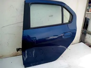 Foto de PUERTA TRASERA IZQUIERDA DACIA LOGAN II 1.5 dCi Diesel FAP CAT (90 CV / 66 KW) referencia 821012282R foto 2