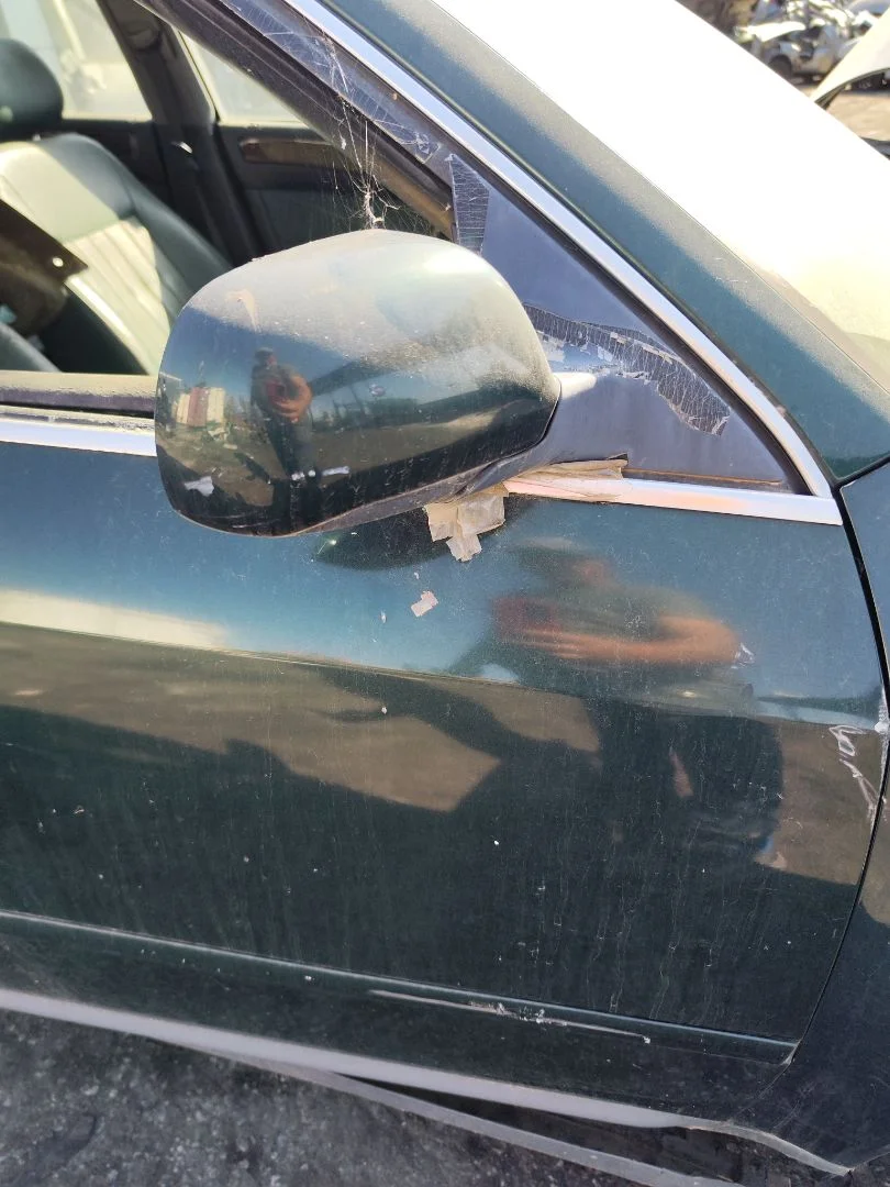 Foto de RETROVISOR DERECHO AUDI A6 BERLINA (4B2) 2.5 V6 24V TDI (150 CV / 110 KW)