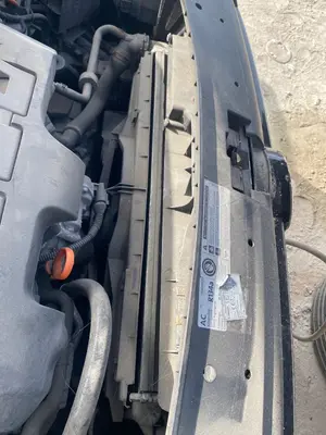 Foto de RADIADOR AGUA VOLKSWAGEN TOURAN (1T3) 1.6 TDI DPF (105 CV / 77 KW) referencia 1K0121251AB