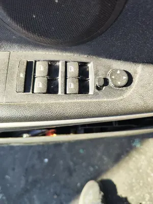 Foto de MANDO RETROVISOR BMW SERIE 3 BERLINA (E90) 2.0 16V Diesel (163 CV / 120 KW)