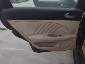 Foto de GUARNECIDO PUERTA TRASERA IZQUIERDA ALFA ROMEO 159 (140) 1.9 JTD (M) 16V CAT (150 CV / 110 KW)