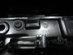 Foto de MANETA INTERIOR TRASERA DERECHA PORSCHE MACAN (95BA) referencia 95B837020 foto 2