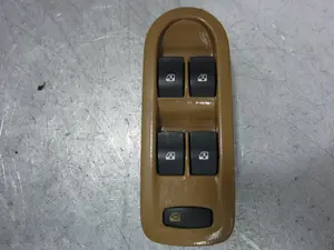 Foto de MANDO ELEVALUNAS DELANTERO IZQUIERDO RENAULT MEGANE II BERLINA 5P referencia 8200160603
