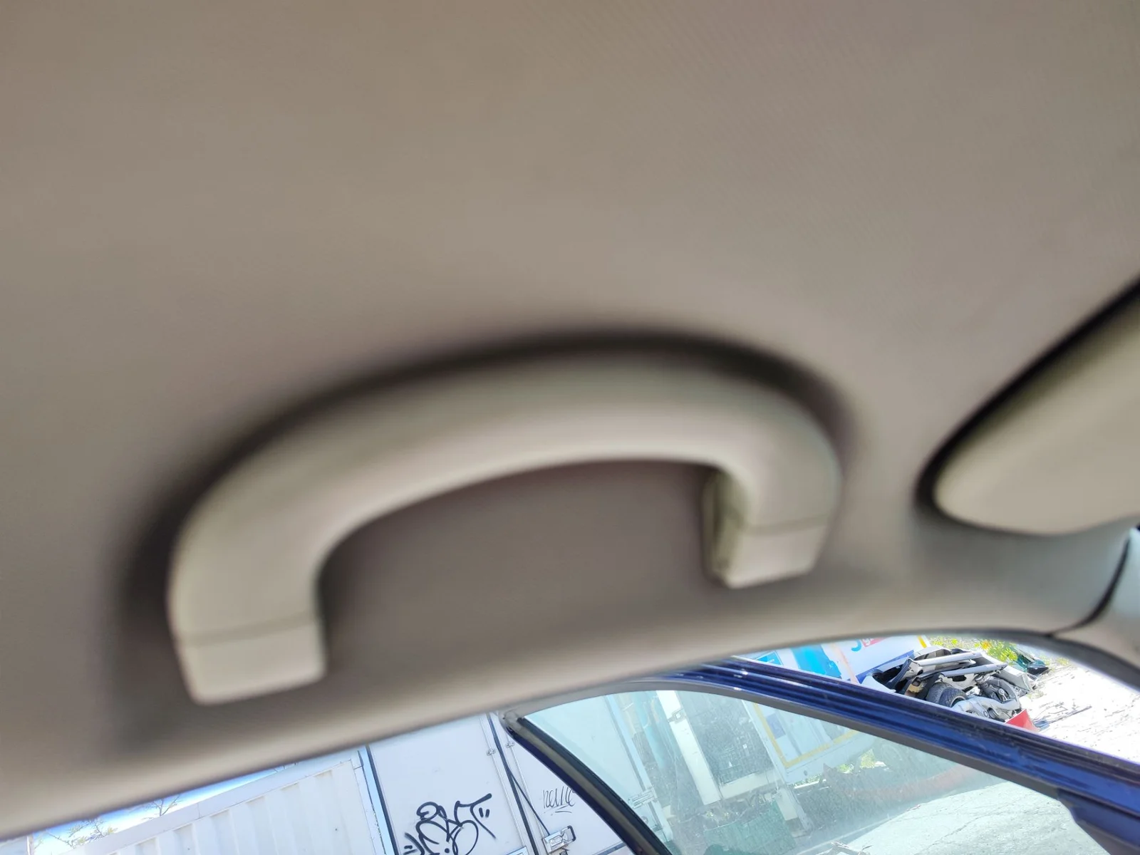 Foto de ASIDERO TECHO DELANTERO IZQUIERDO ALFA ROMEO 156 SPORTWAGON 2.4 JTD CAT (175 CV / 129 KW) referencia 156033655