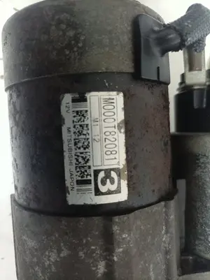 Foto de MOTOR ARRANQUE CITROEN C5 BERLINA referencia M000T82081 foto 3