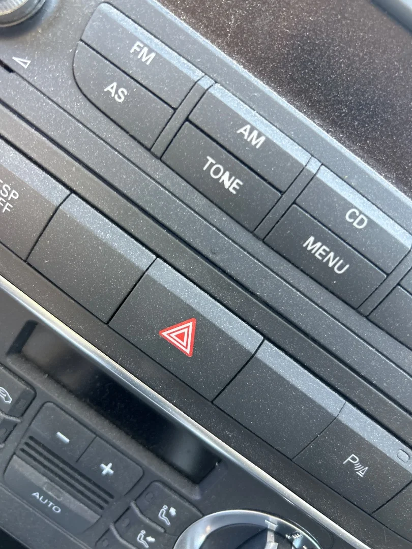 Foto de WARNING AUDI A3 SPORTBACK (8PA) 2.0 16V TFSI (200 CV / 147 KW)
