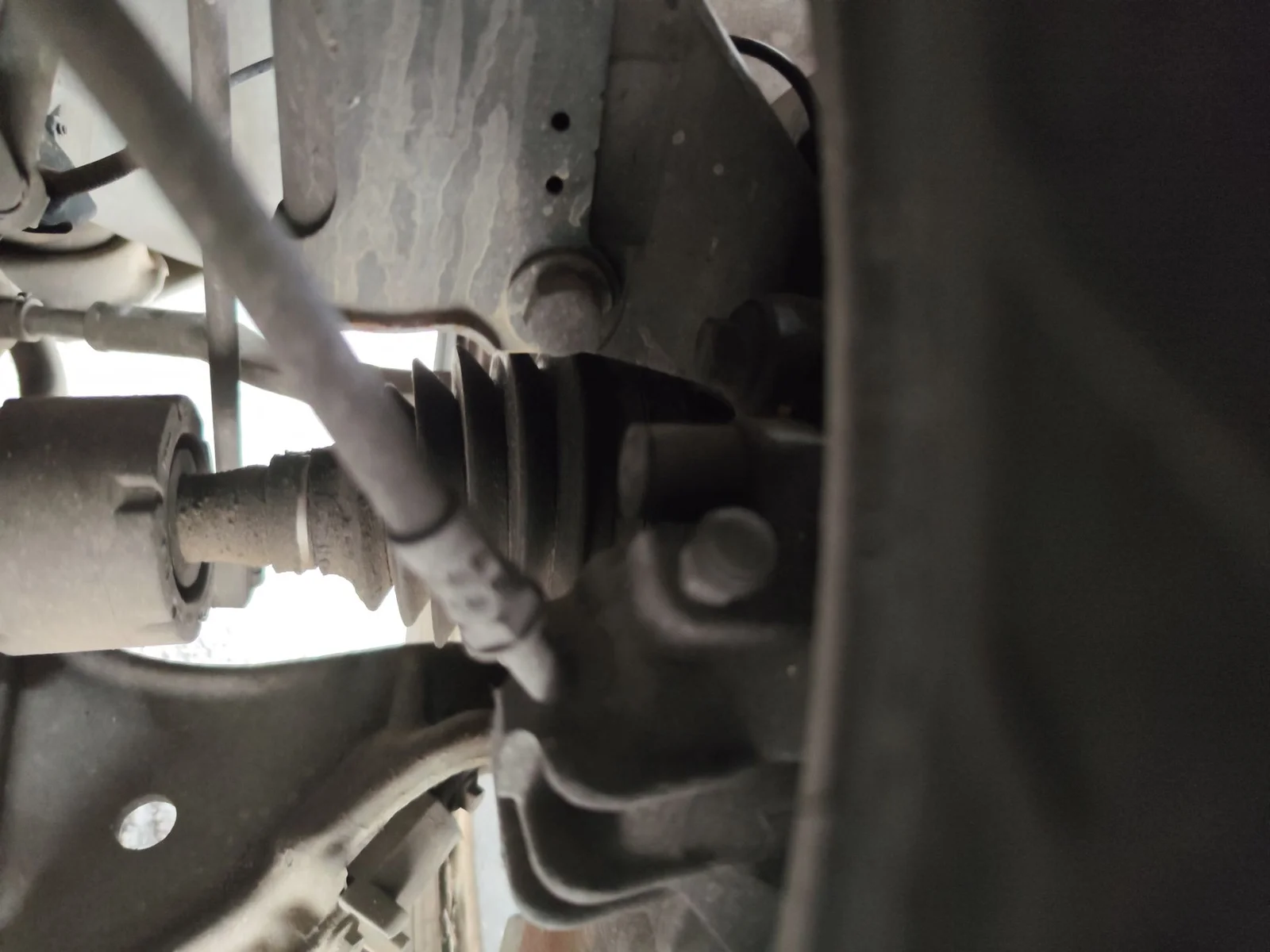 Foto de PINZA DE FRENO DELANTERA IZQUIERDA VOLVO S80 BERLINA 2.4 Diesel (131 CV / 96 KW)