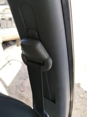 Foto de CINTURON SEGURIDAD DELANTERO IZQUIERDO HYUNDAI ELANTRA (XD) 2.0 CRDi CAT (113 CV / 83 KW)