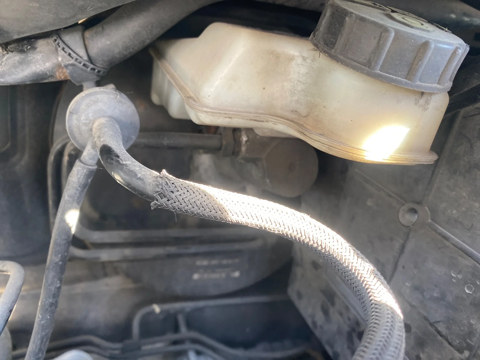 Foto de BOMBA FRENO FORD FOCUS SPORTBREAK (CB4)