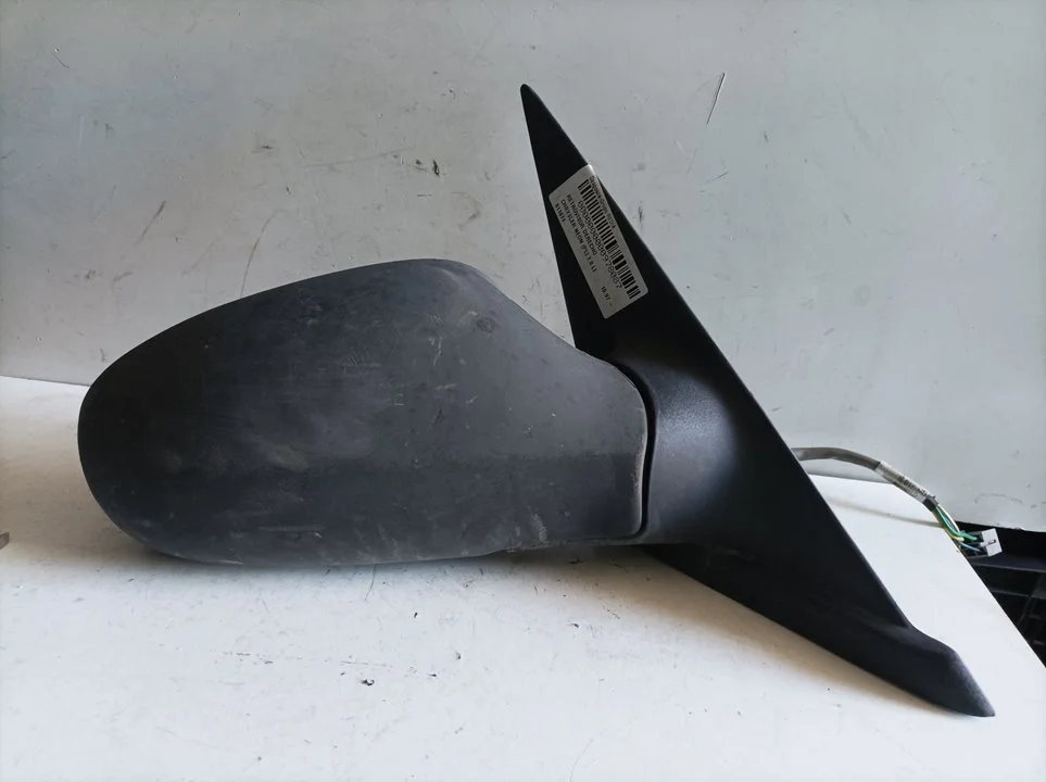 Foto de RETROVISOR DERECHO CHRYSLER NEON PL 1.8 CAT (116 CV / 85 KW) referencia 011674