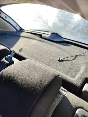 Foto de BANDEJA TRASERA CITROEN C4 BERLINA 1.6 16V HDi FAP (109 CV / 80 KW)
