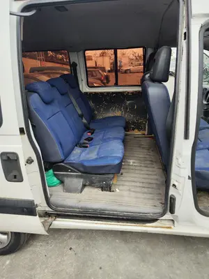 Foto de GOMAS CONTORNO PUERTA CITROEN JUMPY 2.0 HDi CAT (RHX / DW10BTED) (94 CV / 69 KW)