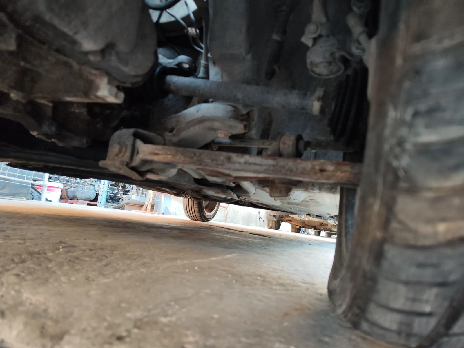 Foto de TRANSMISION DELANTERA IZQUIERDA VOLKSWAGEN GOLF III (1H1)(11.1991) 1.9 TDI (110 CV / 81 KW)