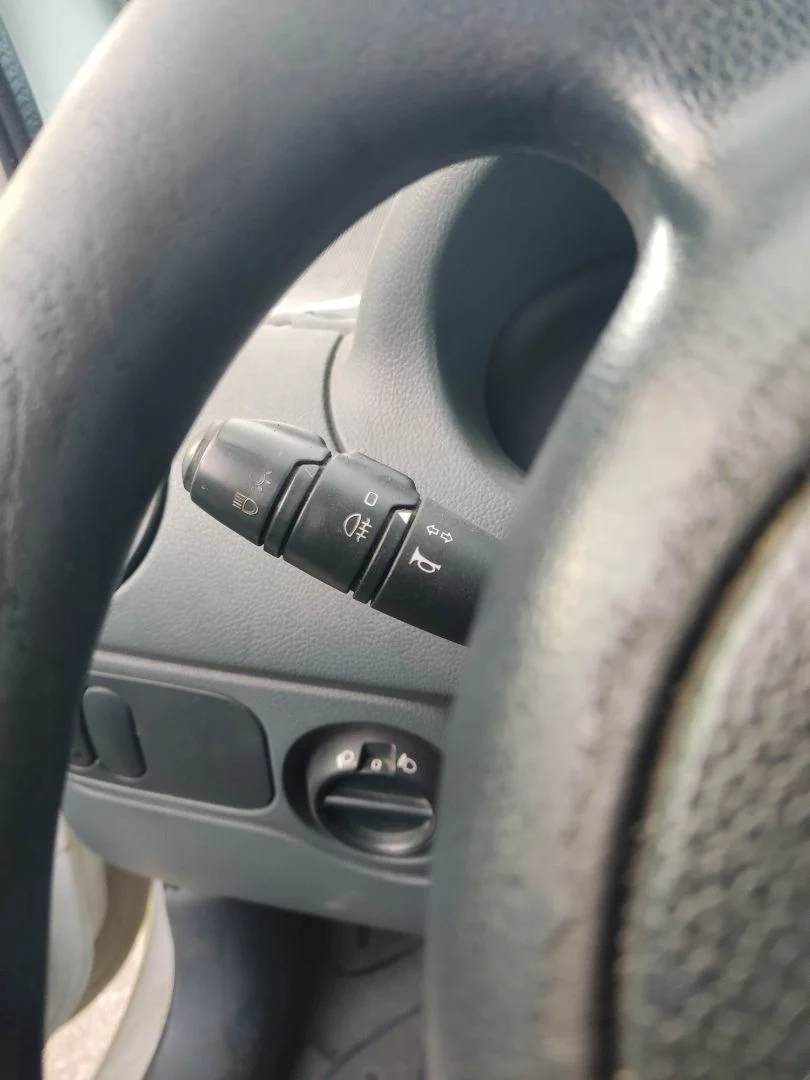 Foto de MANDO LUCES RENAULT KANGOO I (F/KC0) 1.2 (58 CV / 43 KW) referencia 7701053057