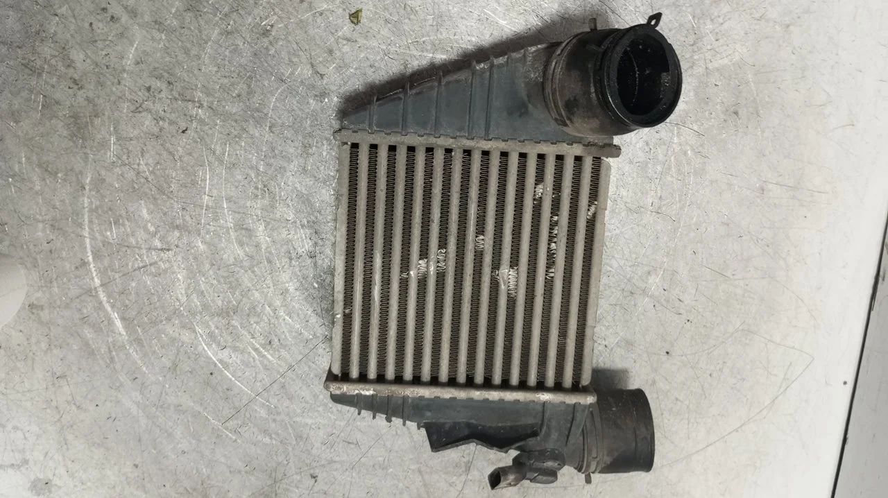 Foto de INTERCOOLER SEAT TOLEDO (1M2) 1.9 TDI (110 CV / 81 KW) referencia 1J0145803