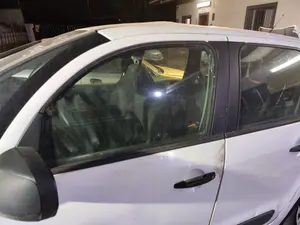 Foto de LUNA DELANTERA IZQUIERDA CITROEN C3 PICASSO 1.6 HDi FAP (92 CV / 68 KW) referencia 9201N5