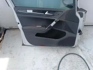 Foto de GUARNECIDO PUERTA DELANTERA IZQUIERDA VOLKSWAGEN GOLF VII (5G1/BE1) 2.0 TDI (184 CV / 135 KW) foto 6