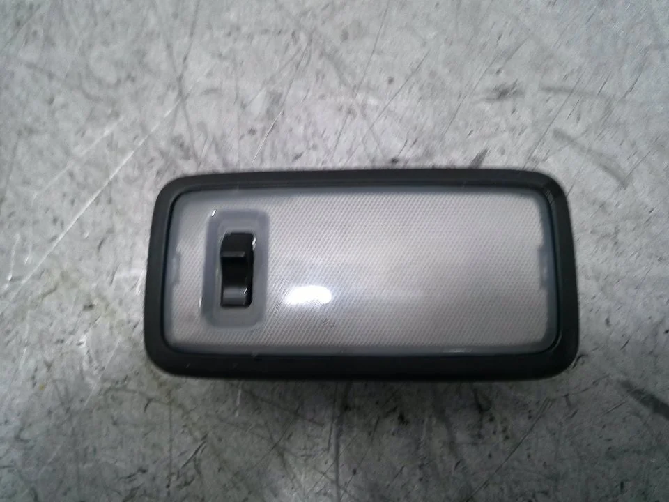 Foto de NO IDENTIFICADO TOYOTA COROLLA (E12) 1.6 16V (110 CV / 81 KW) referencia 8125012030