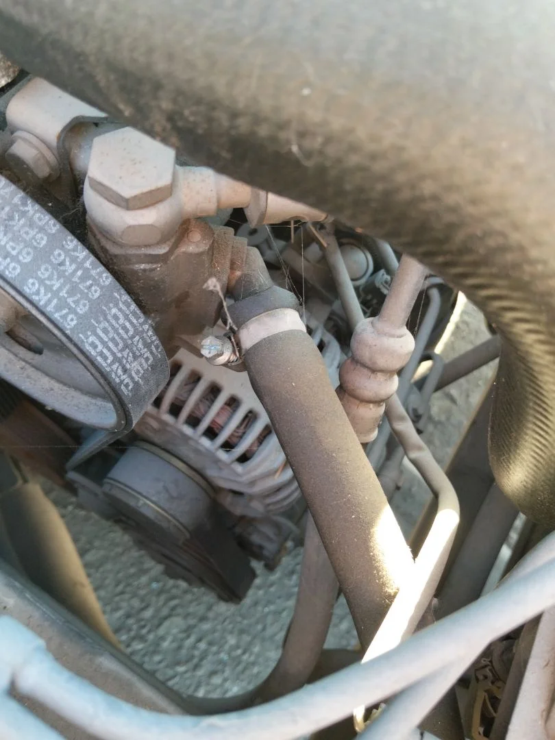 Foto de TUBO PRESION DIRECCION ASISTIDA PEUGEOT 407 1.6 HDi FAP CAT (9HZ / DV6TED4) (109 CV / 80 KW)