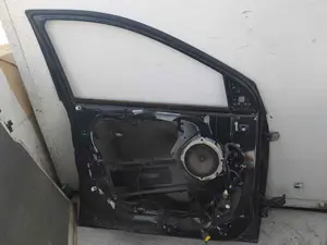 Foto de PUERTA DELANTERA IZQUIERDA HYUNDAI IX35 (EL/LM) 2.0 CRDi CAT (184 CV / 135 KW) foto 3