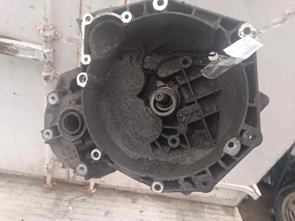 Foto de CAJA CAMBIOS OPEL VECTRA C BERLINA referencia 55194293