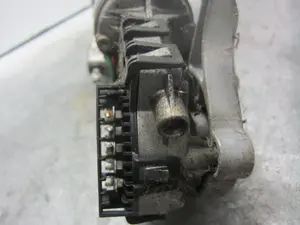 Foto de MOTOR LIMPIA DELANTERO MERCEDES-BENZ CLK (BM 208) CABRIO 3.2 V6 18V CAT (218 CV / 160 KW) referencia 3395107091 foto 4