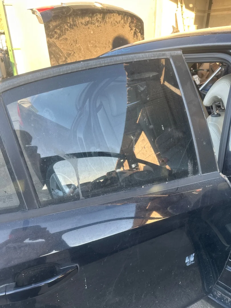 Foto de LUNA TRASERA DERECHA SAAB 9-3 BERLINA 1.9 TiD CAT (150 CV / 110 KW) referencia 12804488