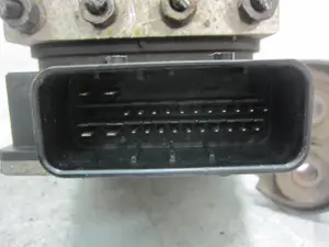 Foto de ABS OPEL VECTRA C BERLINA 2.0 DTI (101 CV / 74 KW) referencia 09191496 foto 6