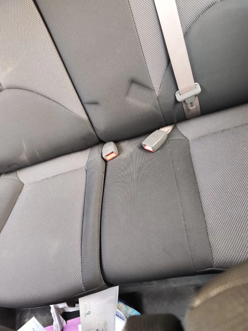 Foto de ENGANCHE CINTURON TRASERO IZQUIERDO KIA RIO (JB) 1.5 CRDi (110 CV / 81 KW)
