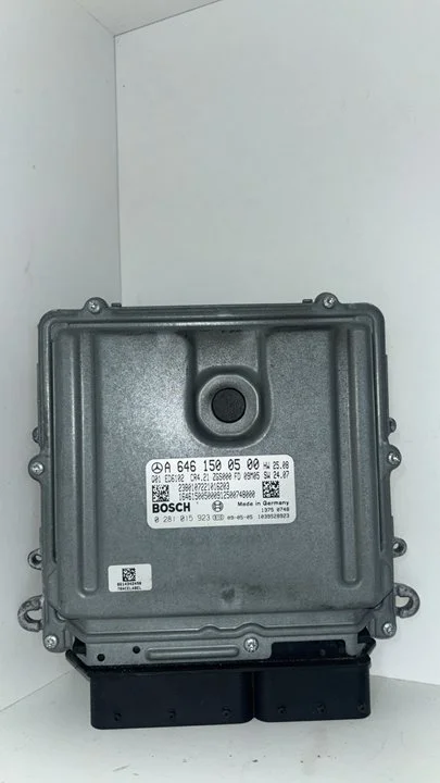 Foto de CENTRALITA MOTOR UCE MERCEDES-BENZ VITO BASIC-KOMBI (639) referencia A6461500500