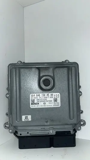 Foto de CENTRALITA MOTOR UCE MERCEDES-BENZ VITO BASIC-KOMBI (639) referencia A6461500500