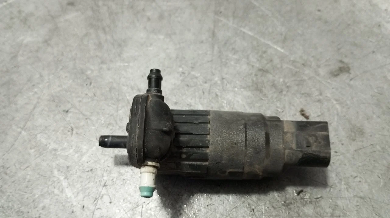 Foto de BOMBA LIMPIA SEAT TOLEDO (5P2) 1.9 TDI (105 CV / 77 KW) referencia 1K6955651