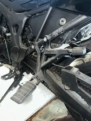Foto de ESTRIBOS LATERALES HONDA CRF 1000L AFRICA TWIN 998 cm3 - 70 kW (95 CV / 70 KW) foto 1