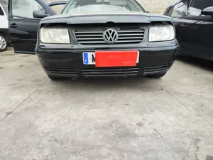 Foto de PARAGOLPES DELANTERO VOLKSWAGEN BORA BERLINA (1J2)(1998) 1.9 TDI (110 CV / 81 KW)