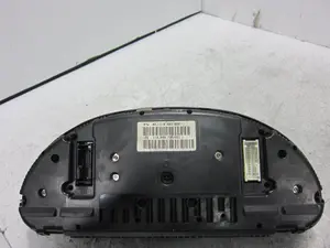 Foto de CUADRO INSTRUMENTOS BMW SERIE 5 BERLINA (E39) 2.5 24V Turbodiesel CAT (163 CV / 120 KW) referencia 62116903800 foto 2